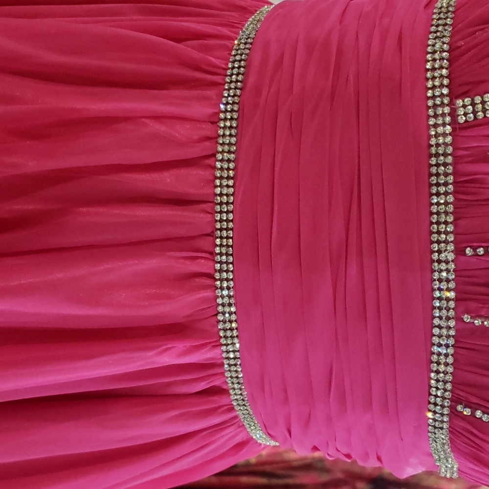 Prom dress - Picture 3 of 7